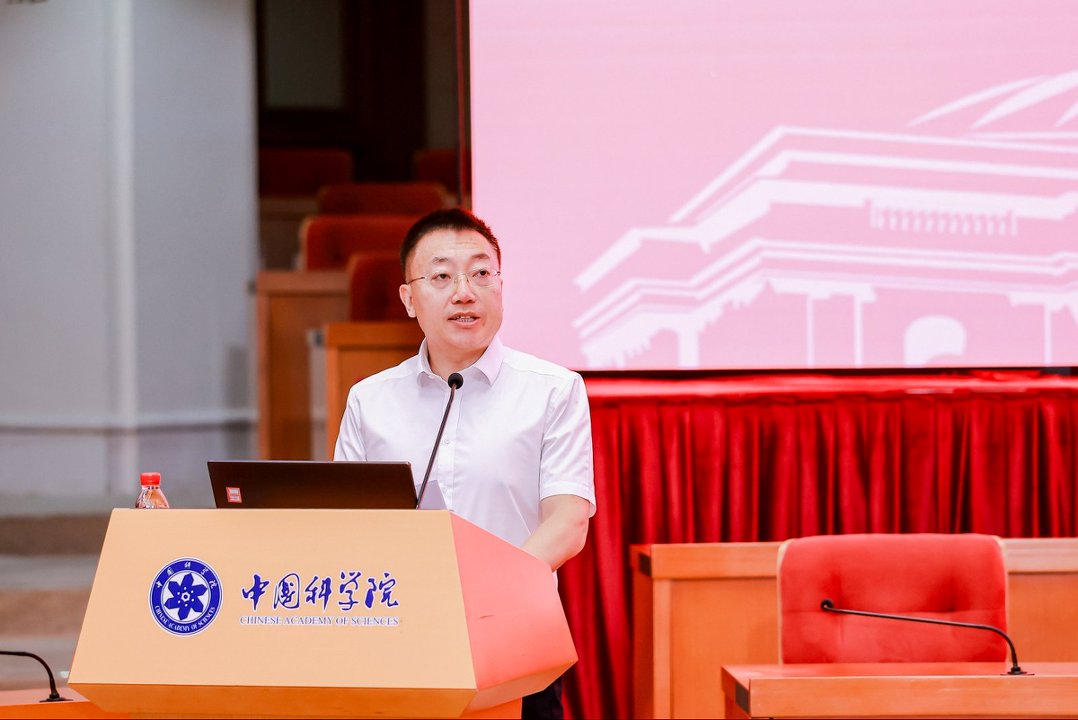 张震国院长致辞